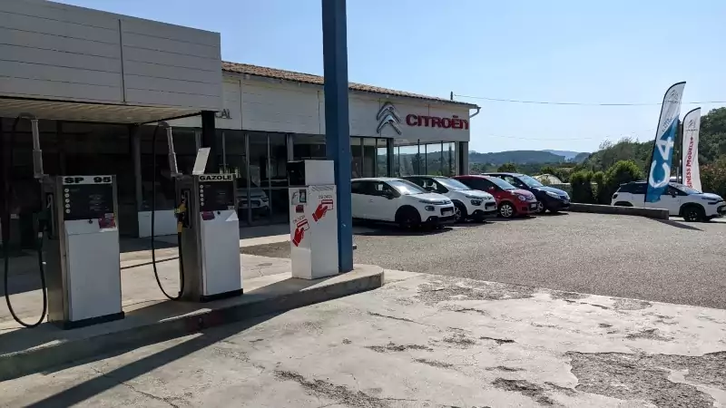 Station de carburant 24h/24h